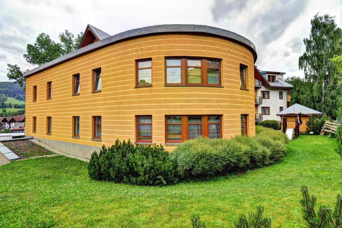Apartman Modra Hvezda Рокицани Экстерьер фото